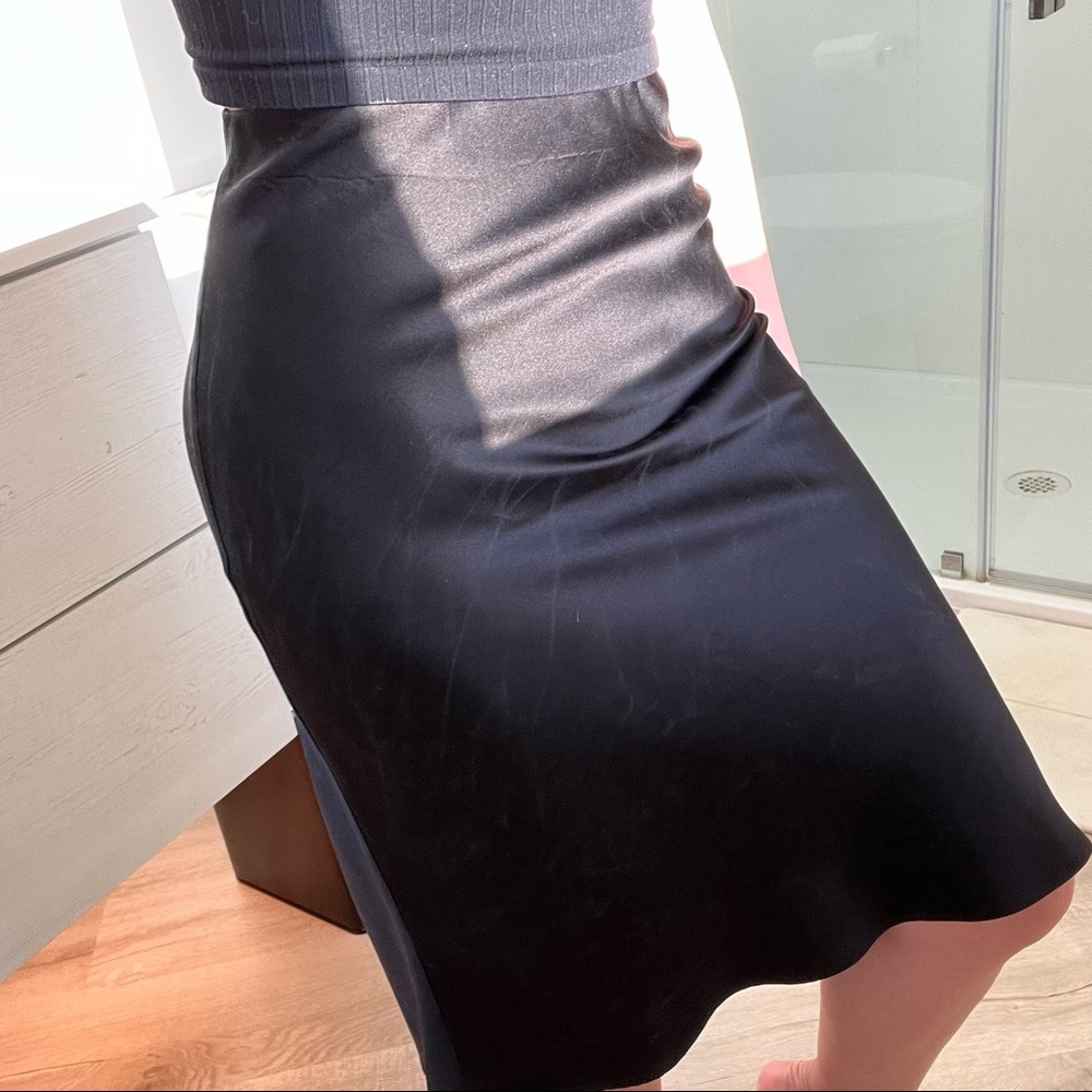 Moye silk midi skirt